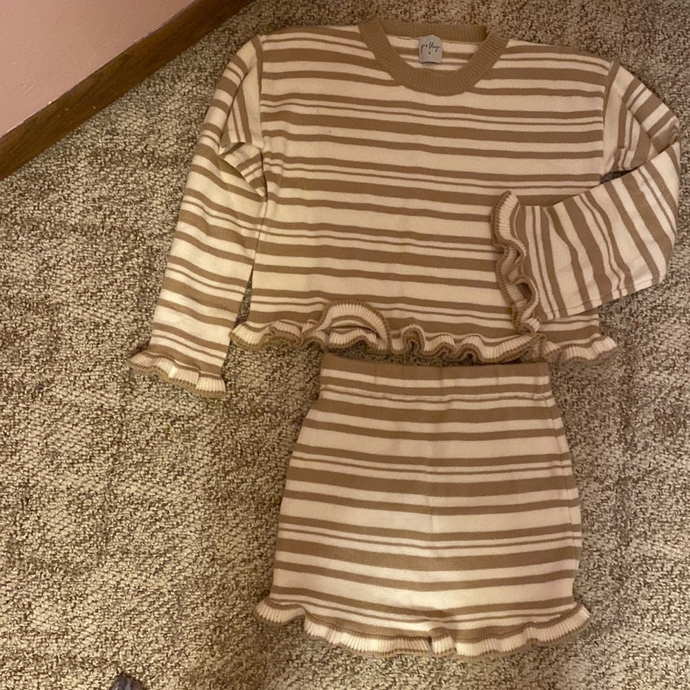 Princess Polly sweater/shorts set